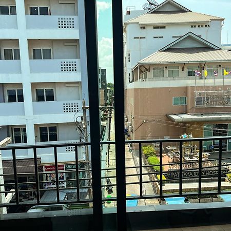 Smyrna Apartment Pattaya Exterior photo